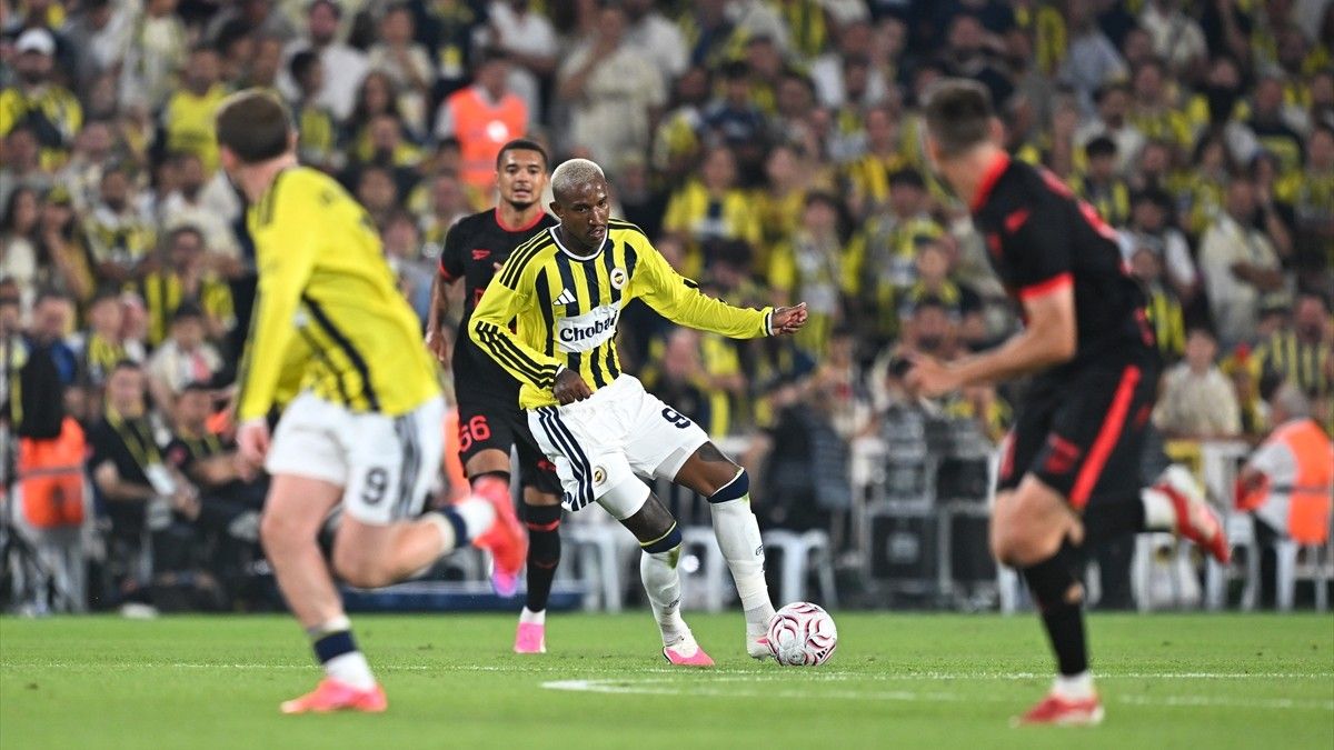 Fenerbahçe Avrupa Mesaisine Başladı: Galatasaray'ın Gözü Daha Yükseklerde!