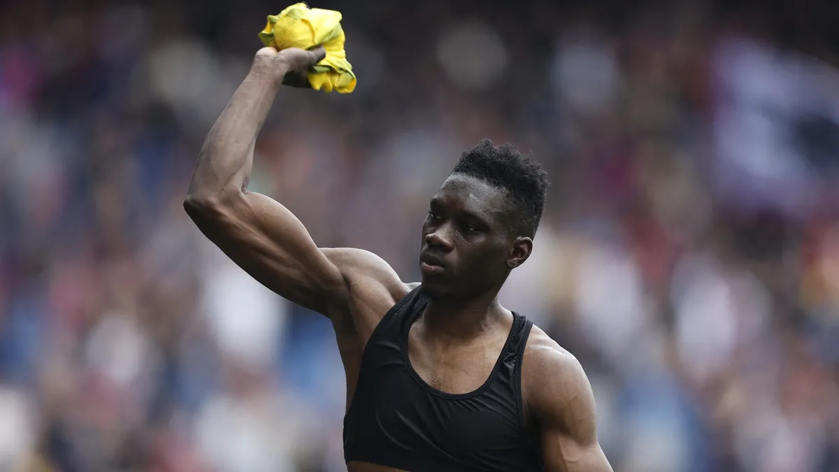 Galatasaray'da Sarr Ateşi Yükseliyor: Çifte Transfer Haftası!