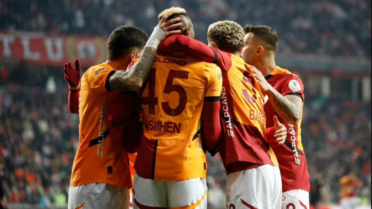 Galatasaray Dünya Yıldızının Peşinde: Görüşmeler Başladı!