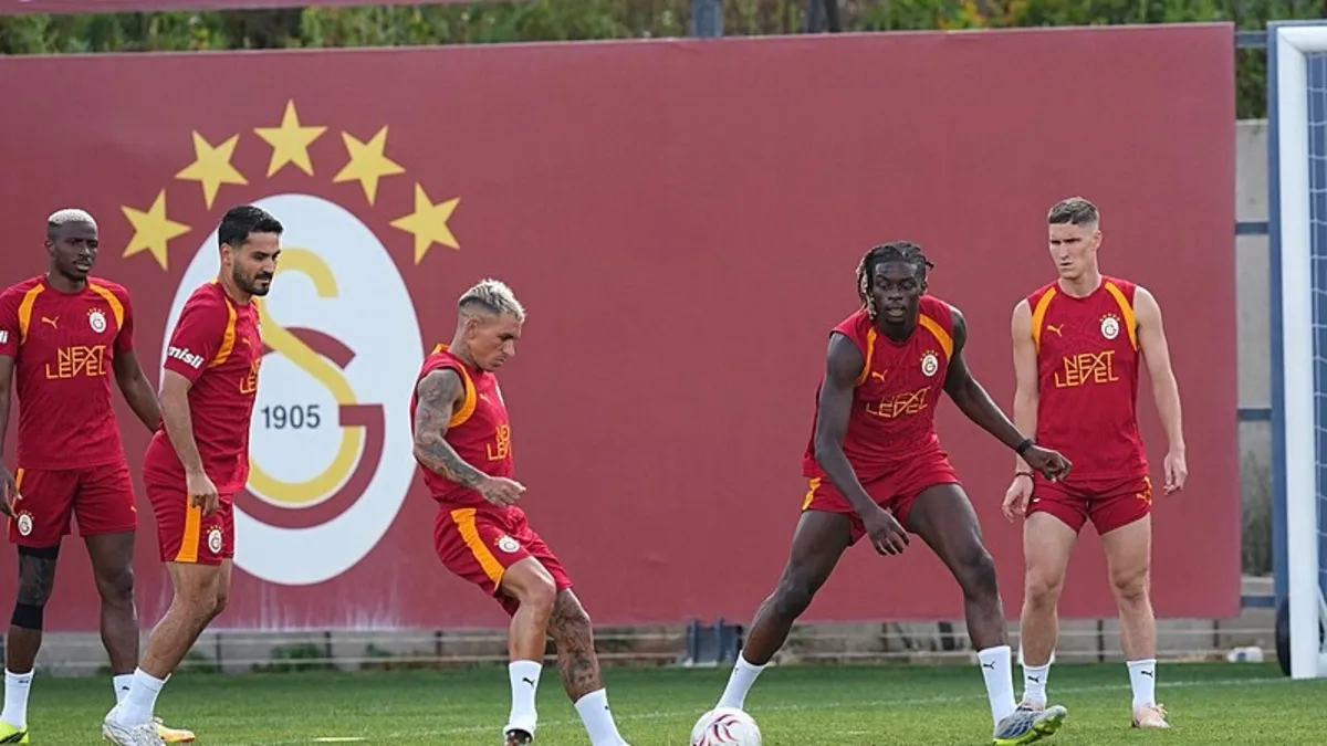 Galatasaray'ımız Yeni Sezon Hazırlıklarını Kemerburgaz'da Sürdürüyor
