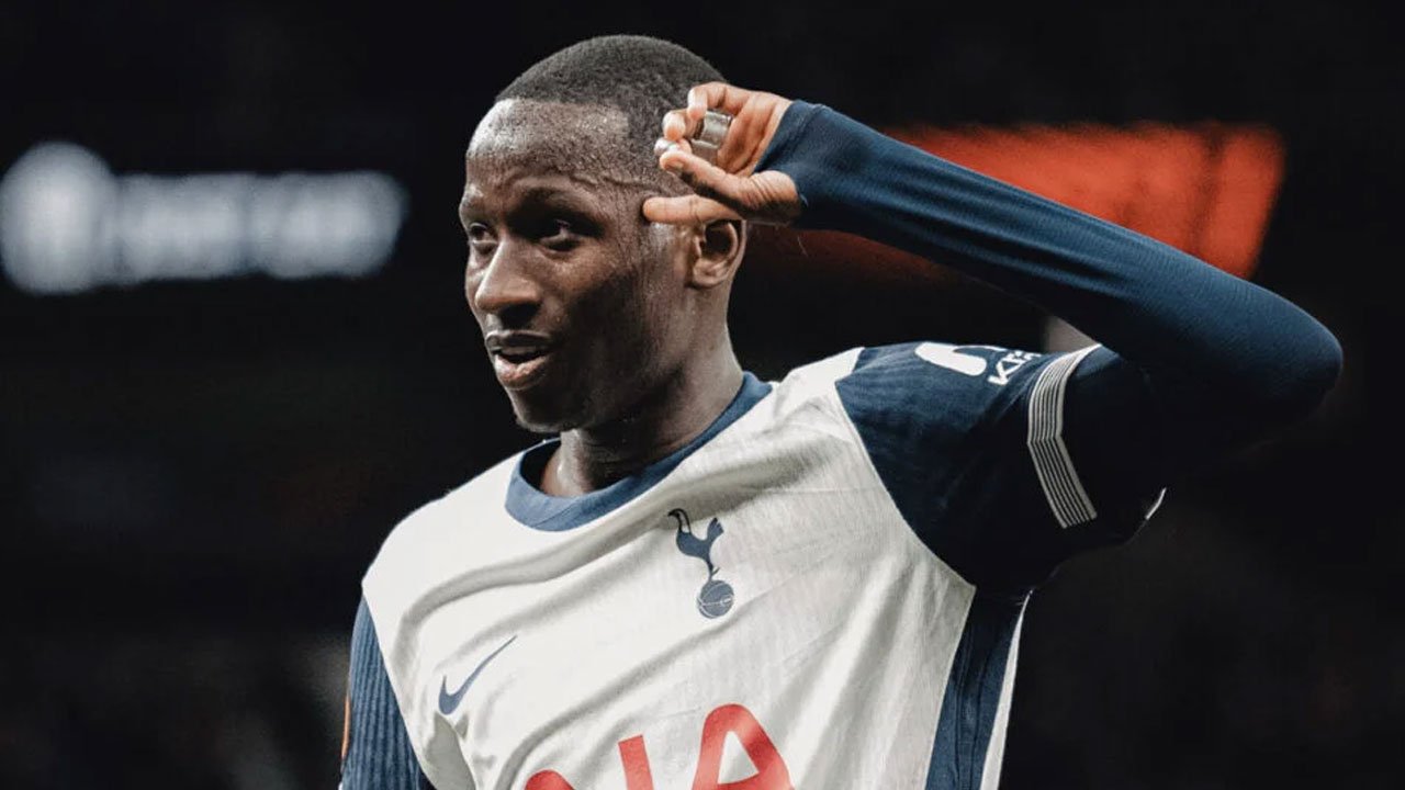 Galatasaray'ın Gündemindeki Sarr Maç Kadrosunda Yok!