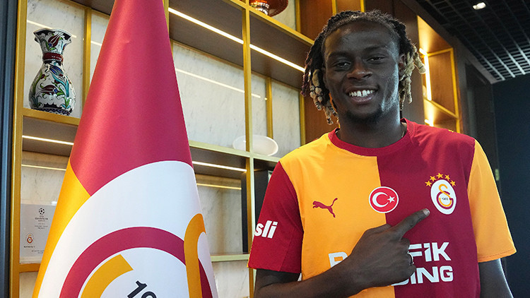 Galatasaray Resmen Açıkladı: Lesley Ugochukwu Aslanımızda!