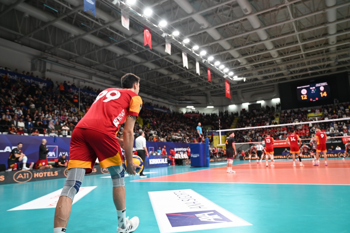 Galatasarayımız Kırıkkale'de Şampiyon Oldu: Yeni Spor Kompleksi Açıldı!