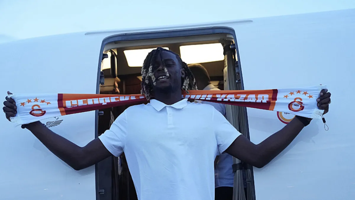 Galatasarayımız, Lesley Ugochukwu Transferini Resmen Açıkladı!