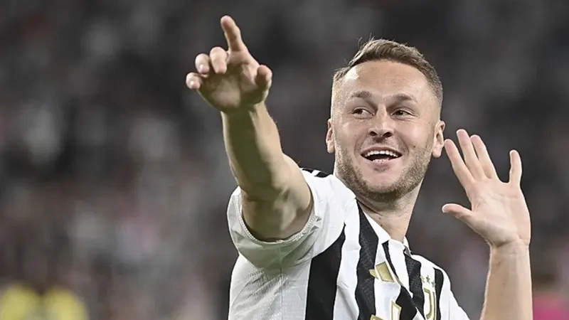 Galatasarayımız Orta Saha Transferi İçin Erken Harekete Geçti: Hedefteki Yıldızlar!