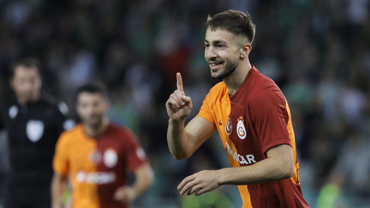 Halil Dervişoğlu İçin Transfer Kararı: Cimbom Yol Ayrımında