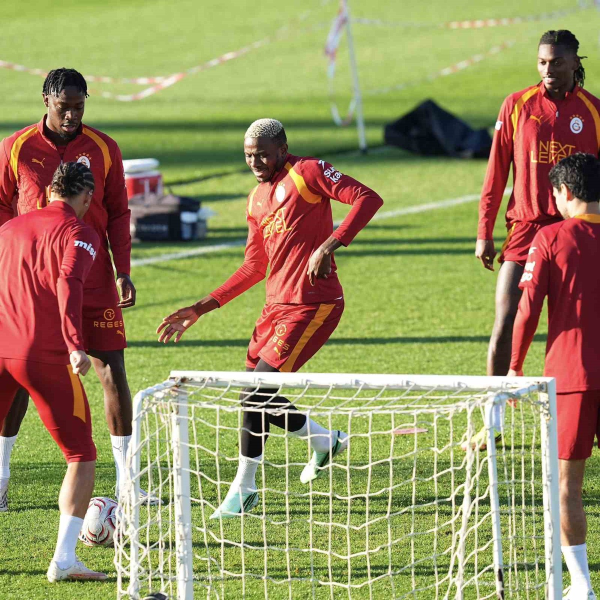 Kasımpaşa Maçı Öncesi Galatasarayımız'dan Kemerburgaz'da Son Dokunuşlar