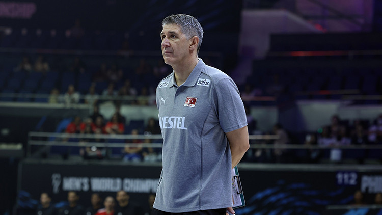 Kovac'tan Galatasaray Voleybol'a Net Mesaj: 'Kazanmaya Devam!'