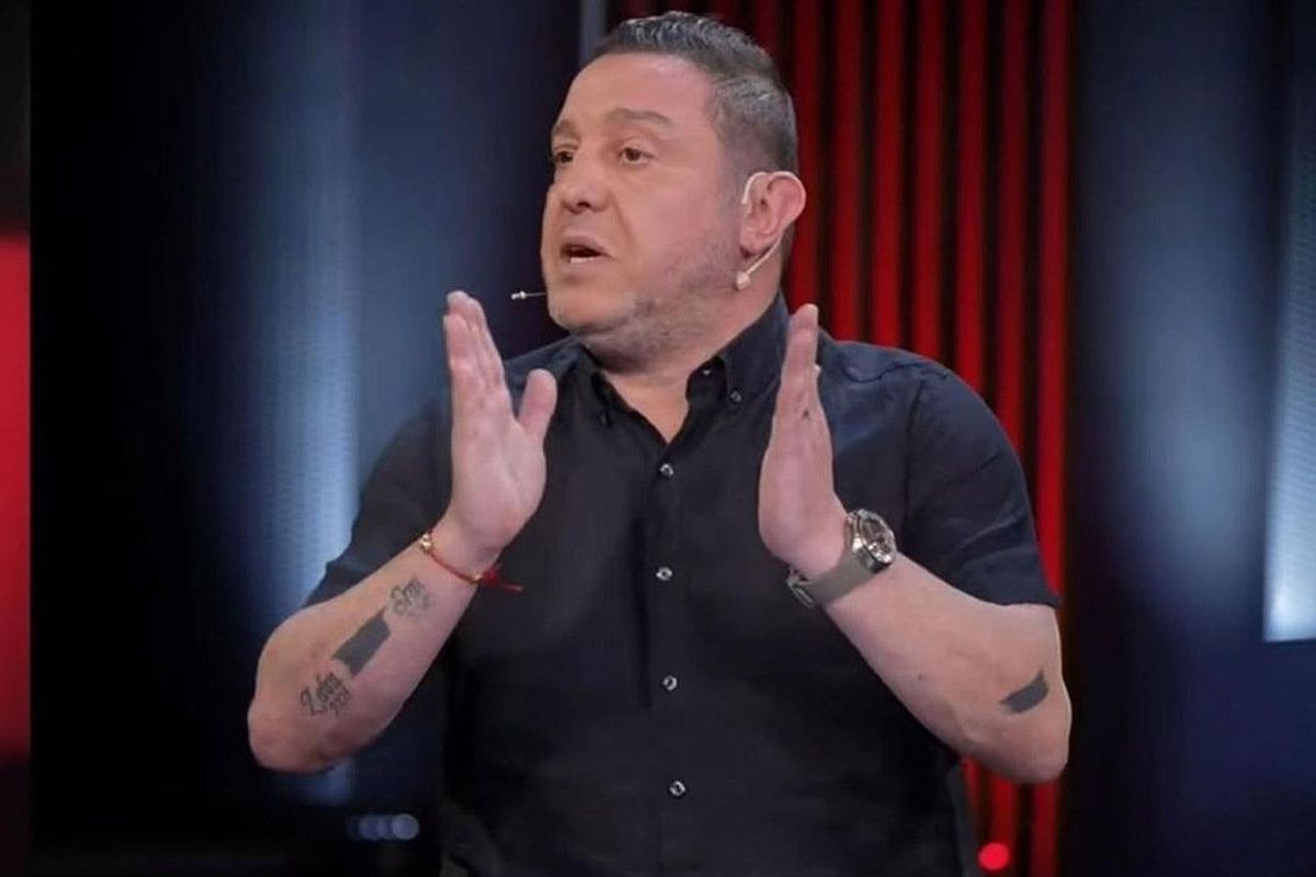 Nihat Kahveci'den Cimbom'un Yıldızına Sert Uyarı: "Sahada Yoksun!"