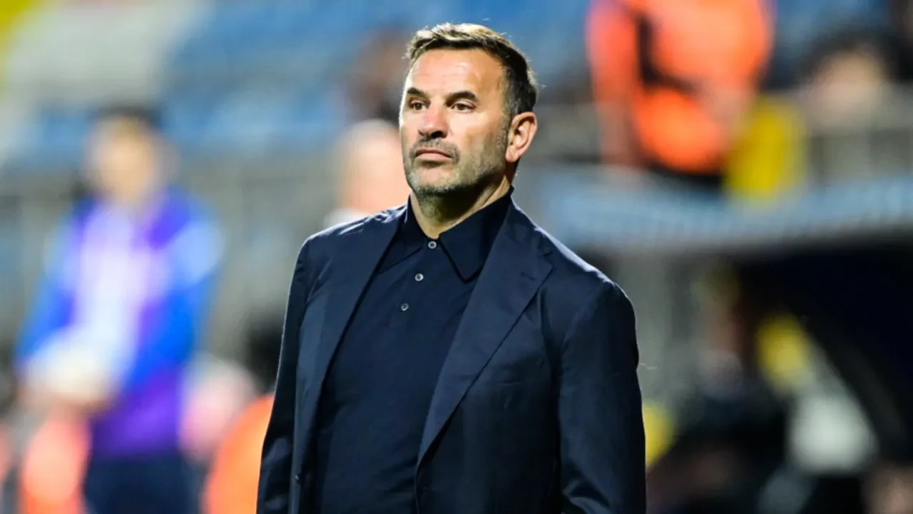 Okan Buruk'tan Galatasaray'a Net Transfer Mesajı: Kanat ve Forvet Yolda!